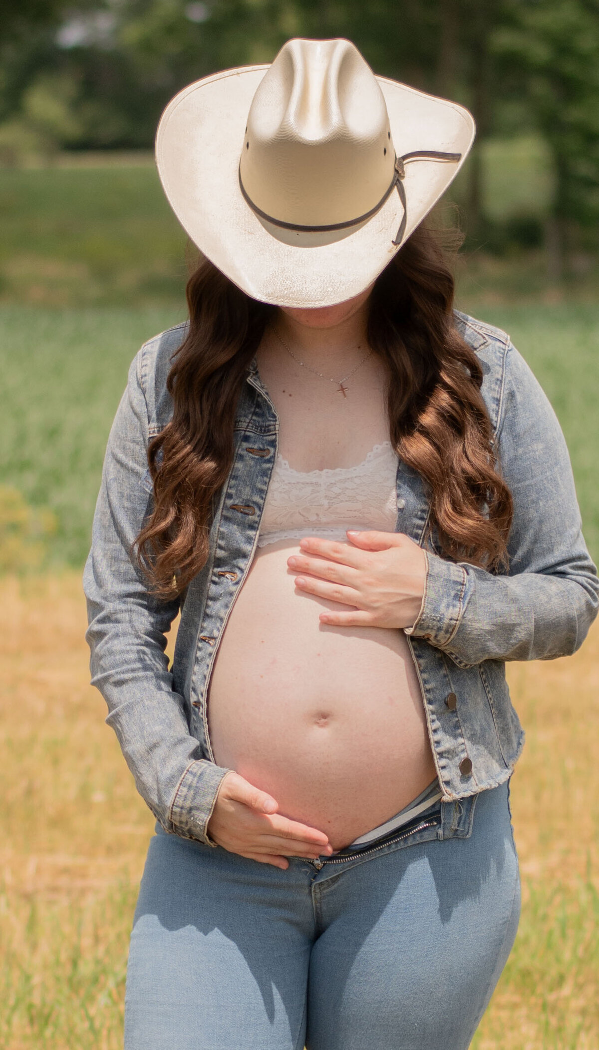 Gabby's Maternity Photos_June 2024_015