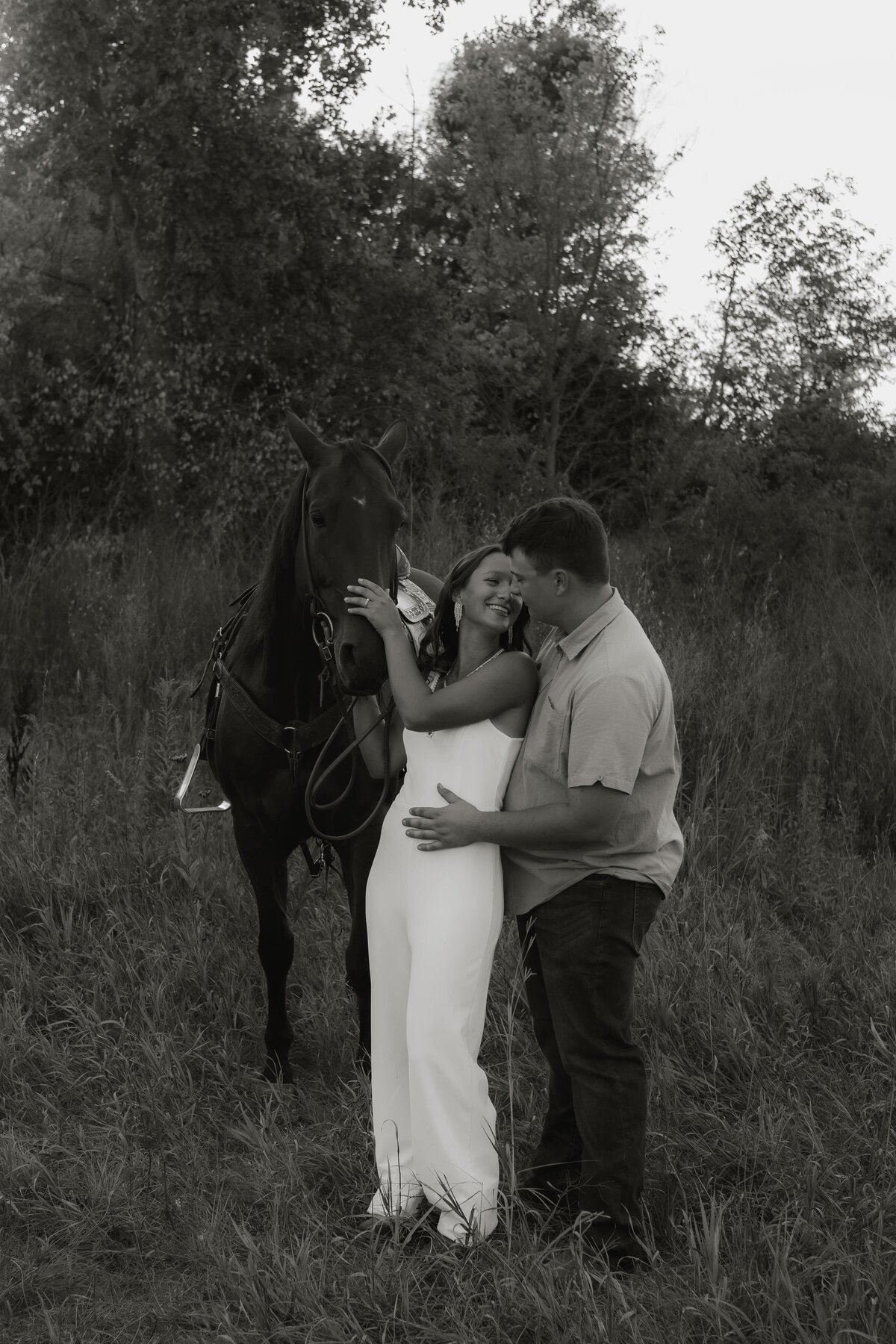 iowa-engagement-with-horses-2