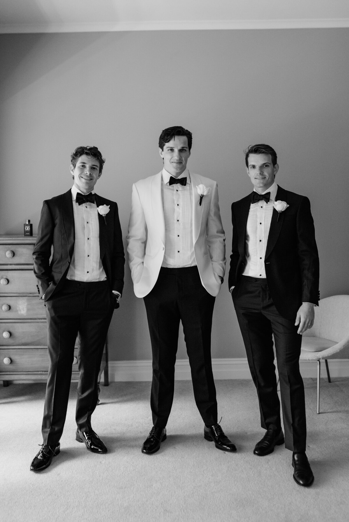 classic-wedding-portrait