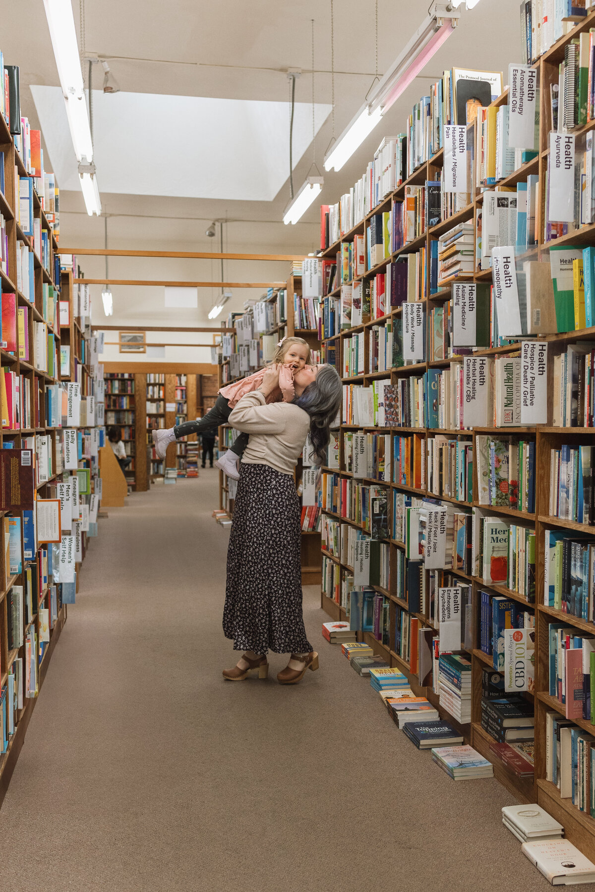 Book store family session in Eugene, Or