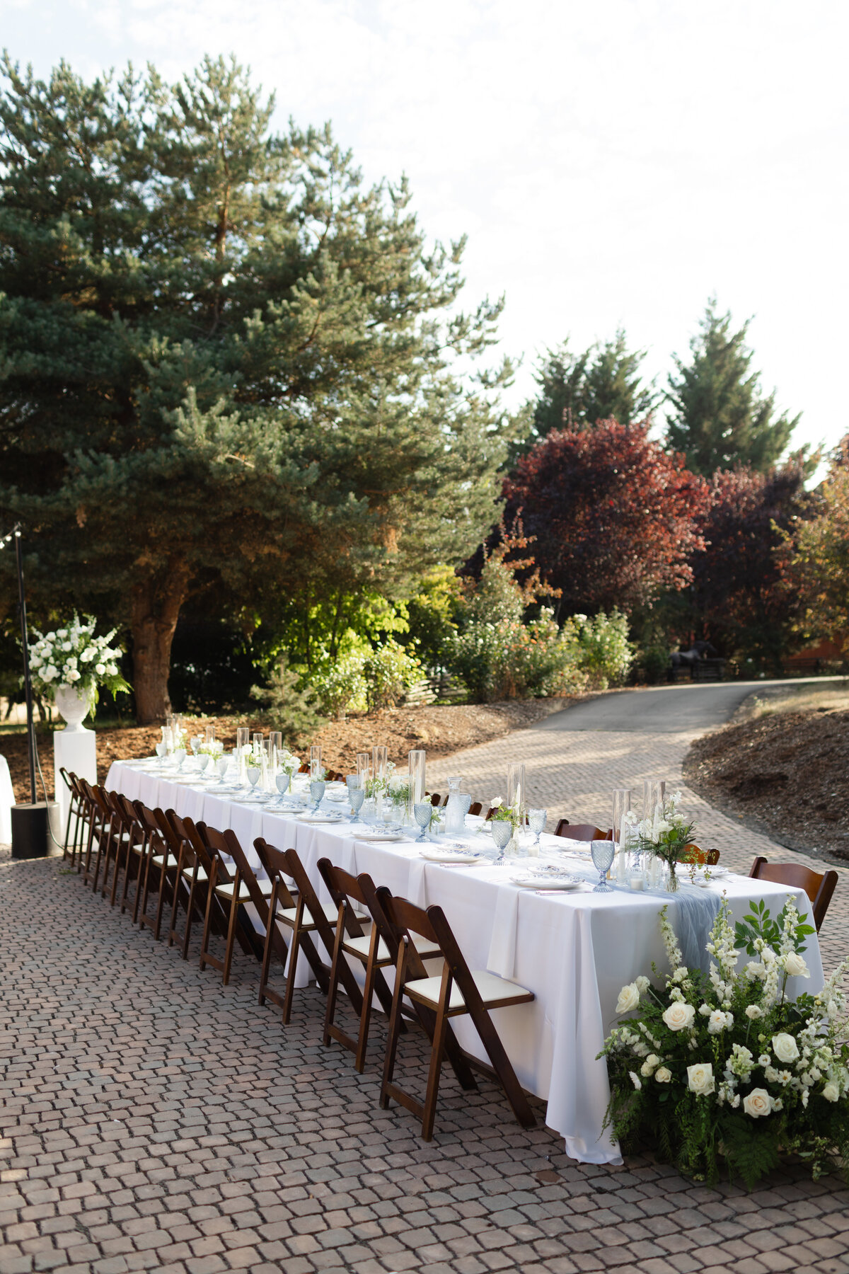 Portland-Oregon-Wedding-Couple-Candid-Laughing17