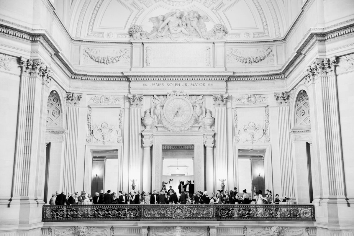 San-Francisco-City-Hall-Wedding-Nicole-Blumberg-Photography_0052