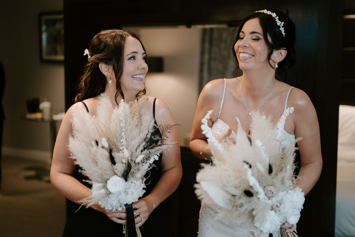 Nicola-Campbell-Timeless-Wedding-Photographer-Scotland-Doubletree-by-Hilton-North-Queensferry-Mr&MrsDavidson-30
