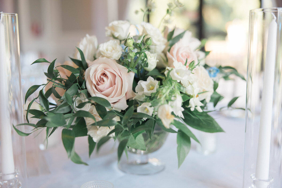Molly Sue Photography New Jersey + East Coast Wedding Photographer Romantic Imagery Engagement Lifestyle Heirloom Wedding Albums49651