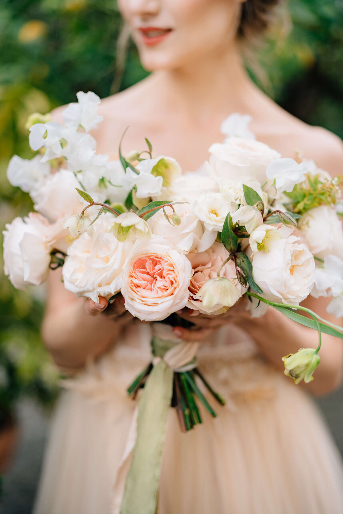 Victoria Engelen Flowers - Luxury Wedding Florals France2