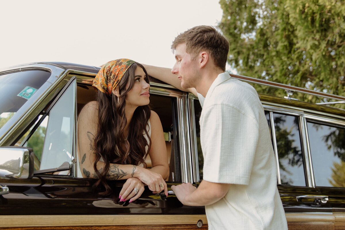 Road trip creative couple photography storytelling documentary photographer