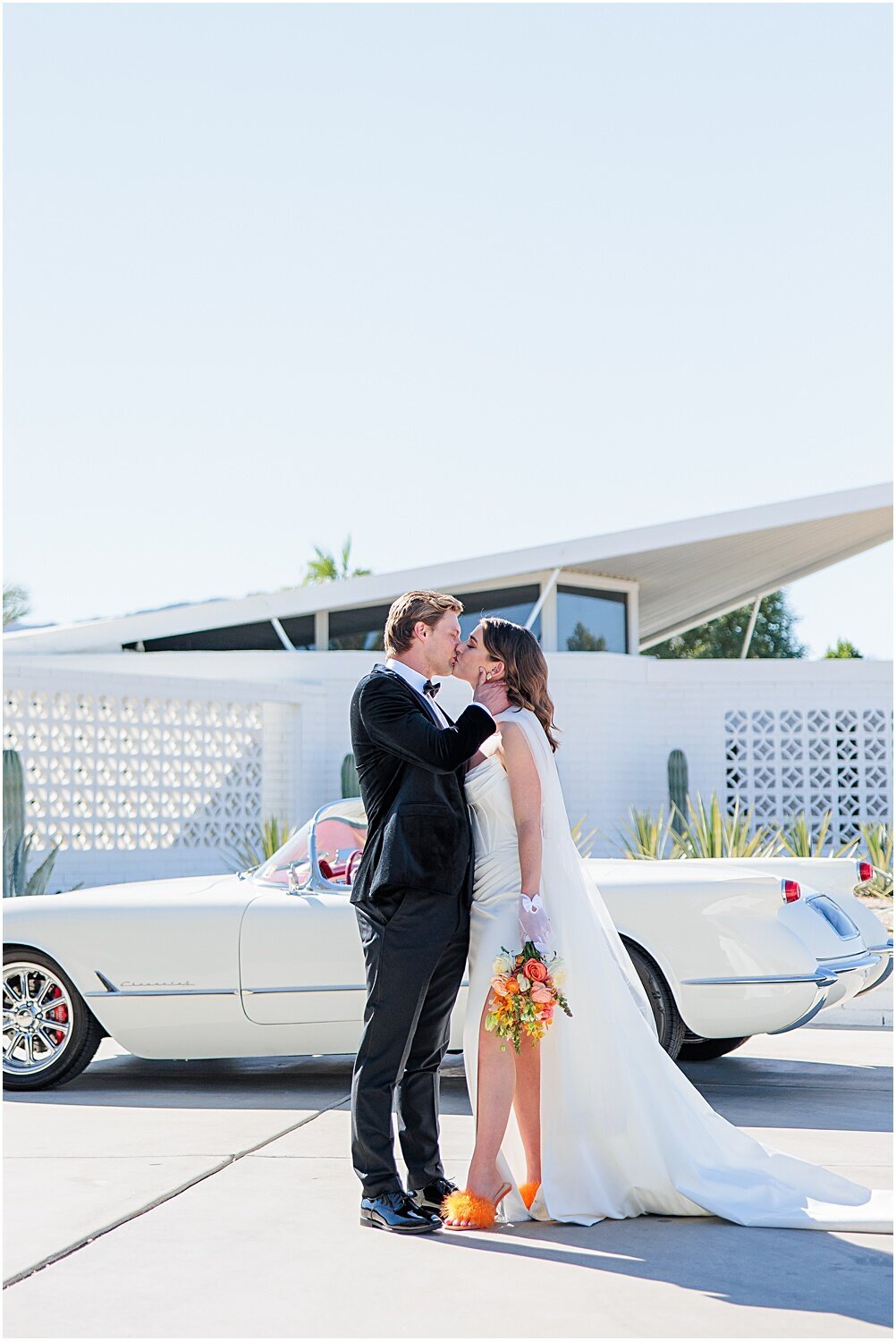 DesertWhiteHouse_PalmSpringsWedding__0016