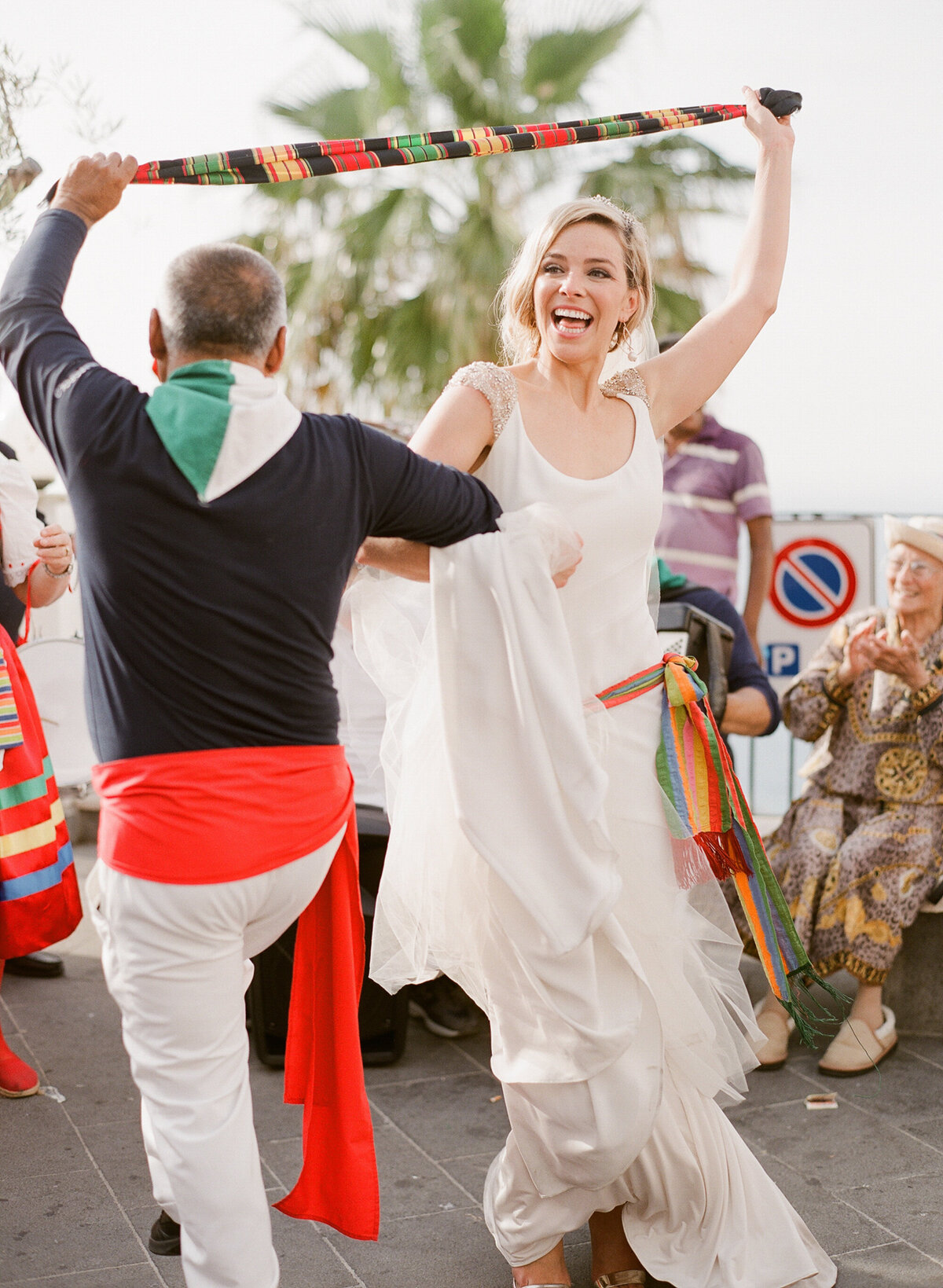 Real-Genuine-Wedding-Moments-Lance-Nicoll-1