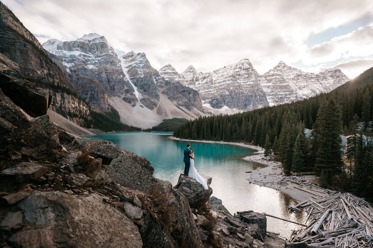 moraine-lake-wedding-elope-wilder-1-4