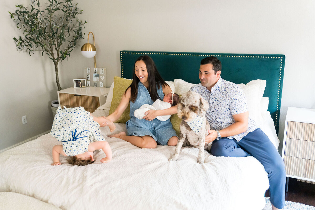 natural-light-newborn-session-austin (37)