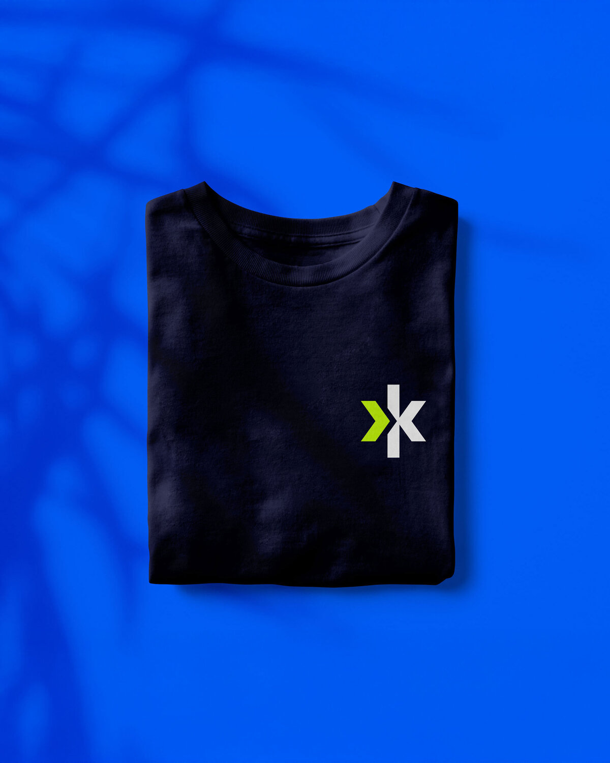 T-shirt ontwerp met Klien IT logo – Bedrijfskleding in merkstijl