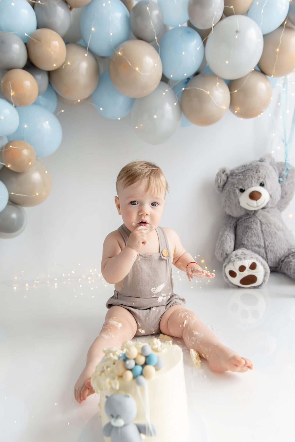 cake-smash-photographer-Burlington-54