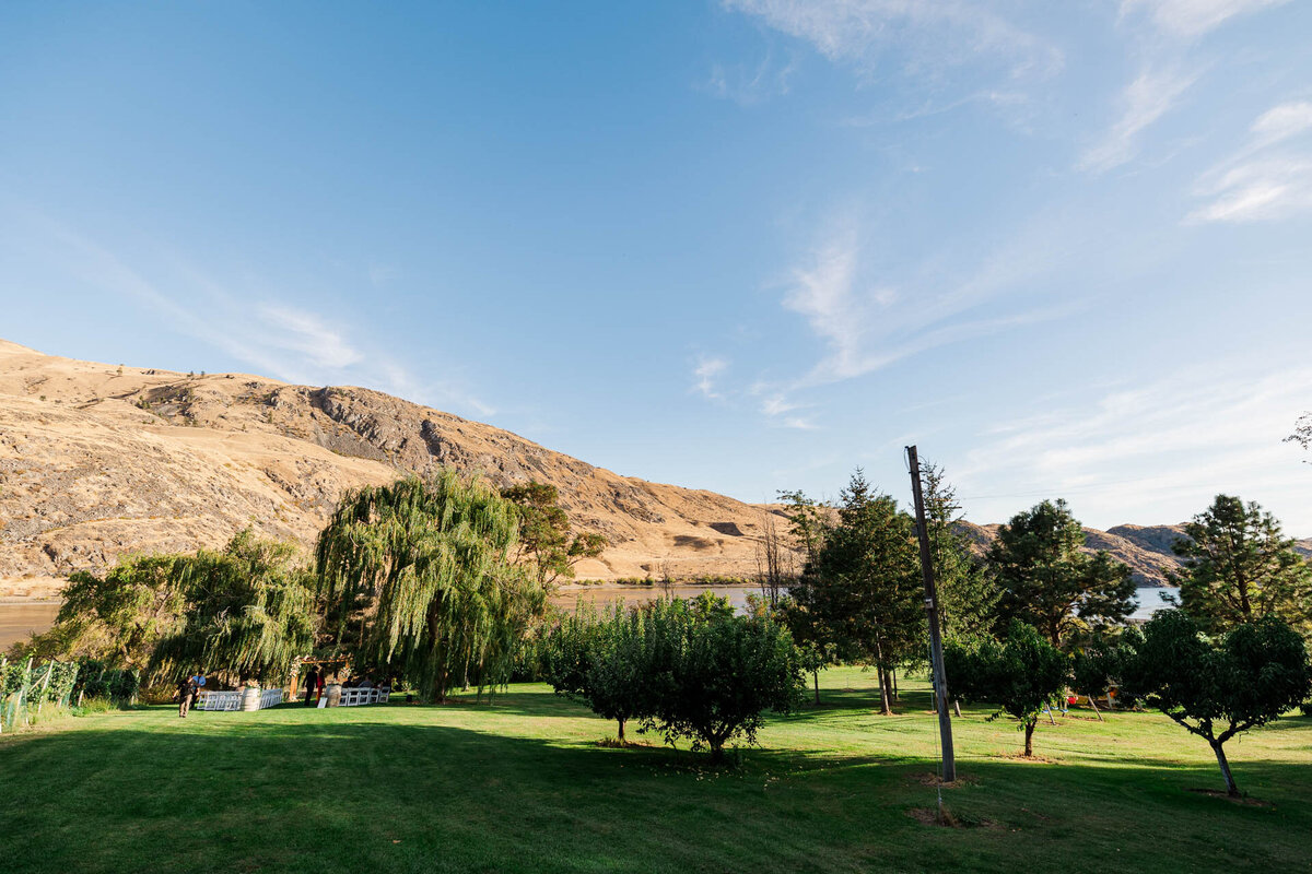 Rio-Vista-Winery-Wedding-Chelan-WA-38