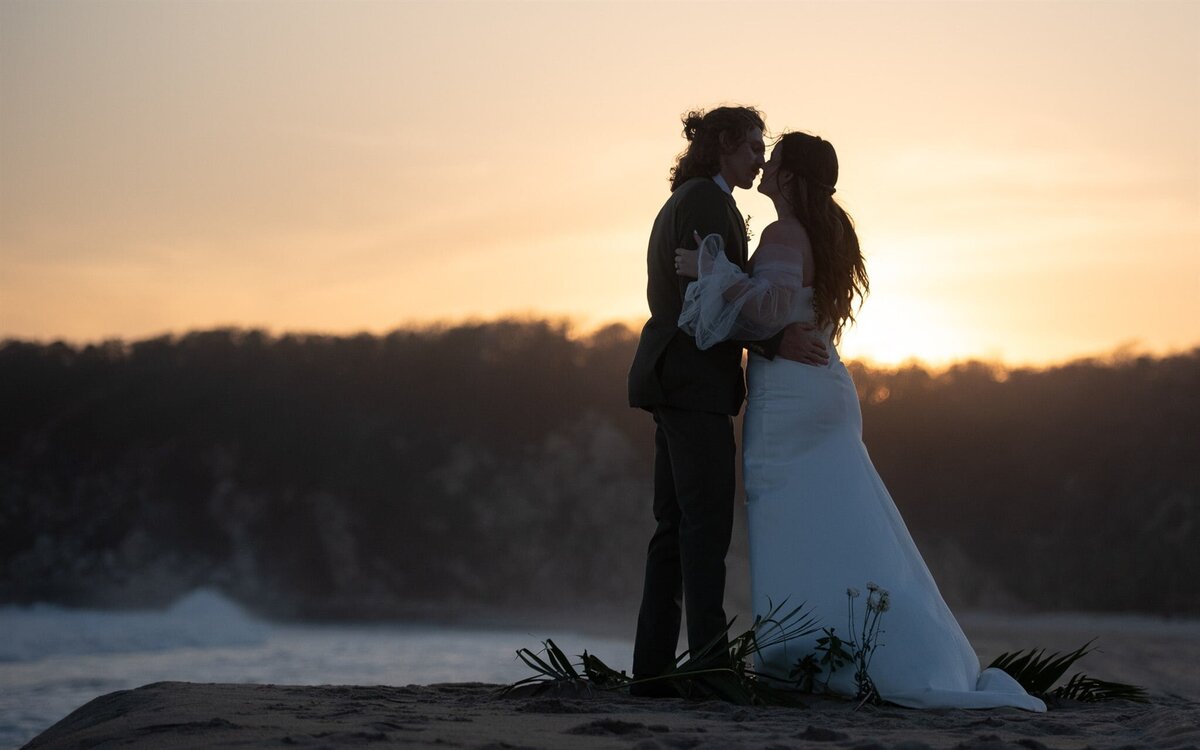 Luxury-adventure-elopement-photograhper-for-Pacific-Coast-Mexico-elopement-weddings-Soul-and-Sky-Weddings-7