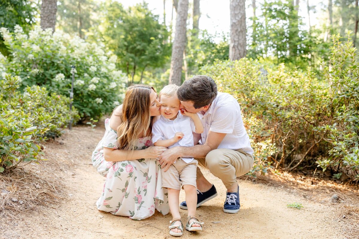 Raleigh-NC-summer-mini-session-Magnolia-and-Grace-Photography-Co-SarahW# (1)-22