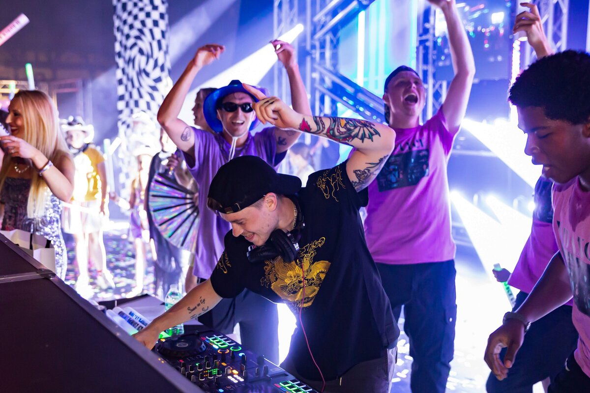 ID-Intrinsic-Tour-2025-0039