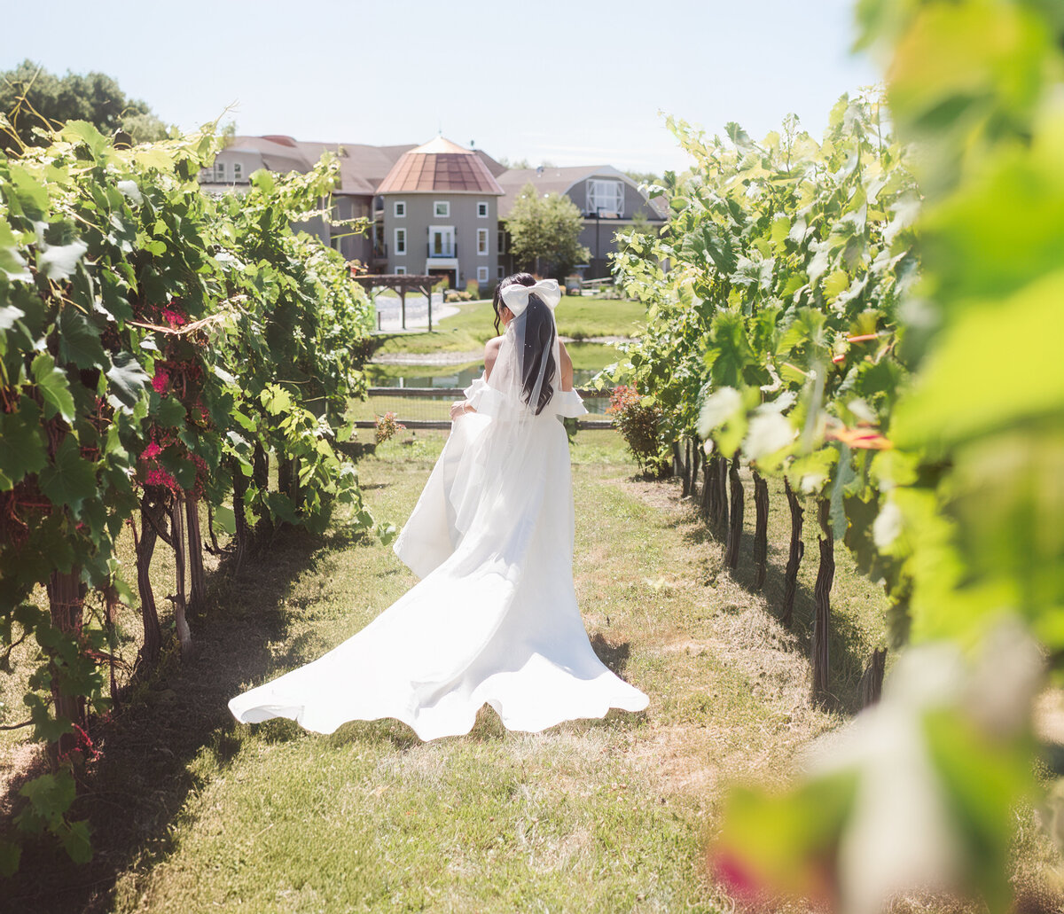 bride portrait in the winery field countryside at the bear brook valley nj venue