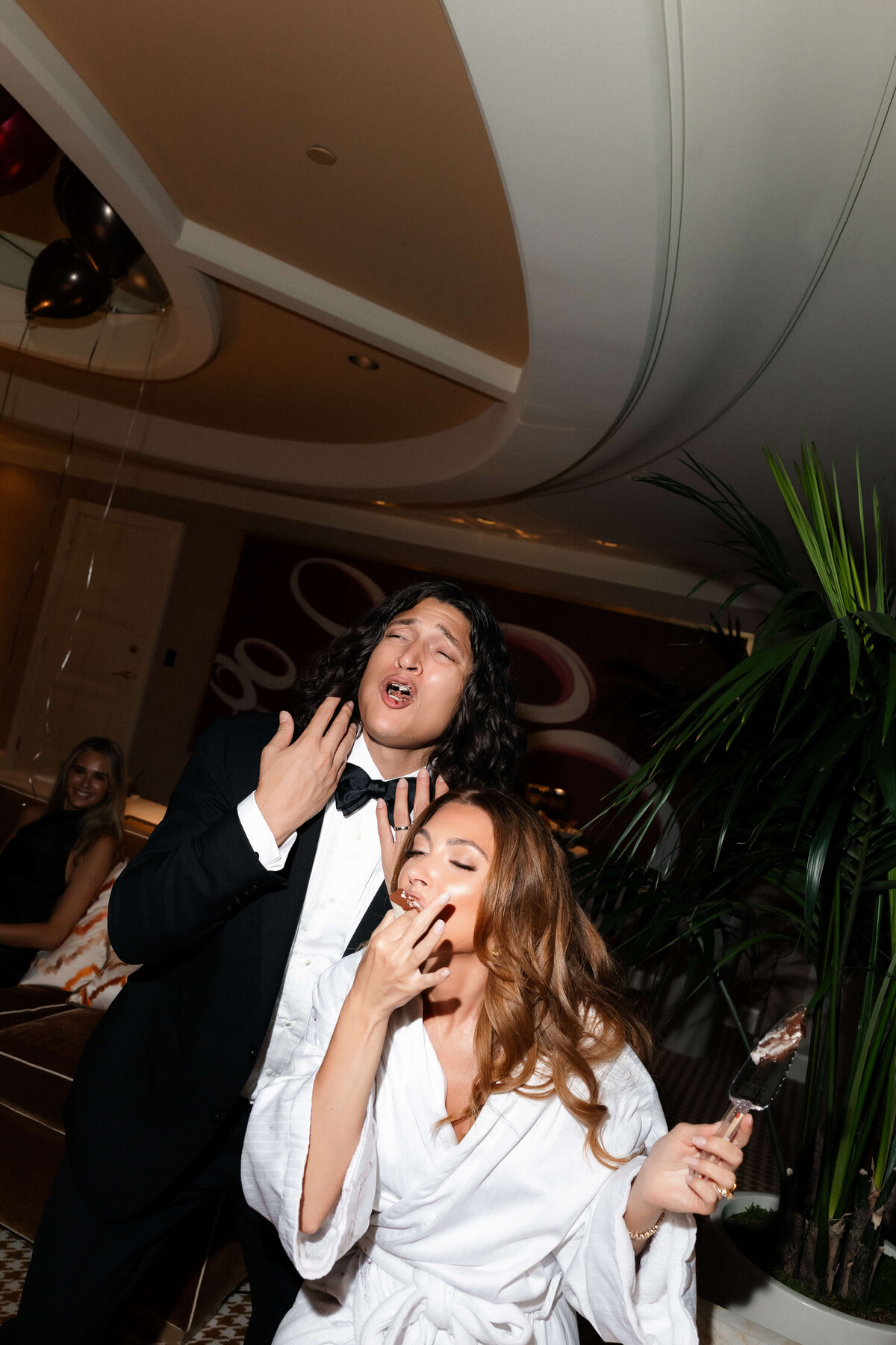 56_riskyexposure_shoshana-kyle_las-vegas-elopement-photography