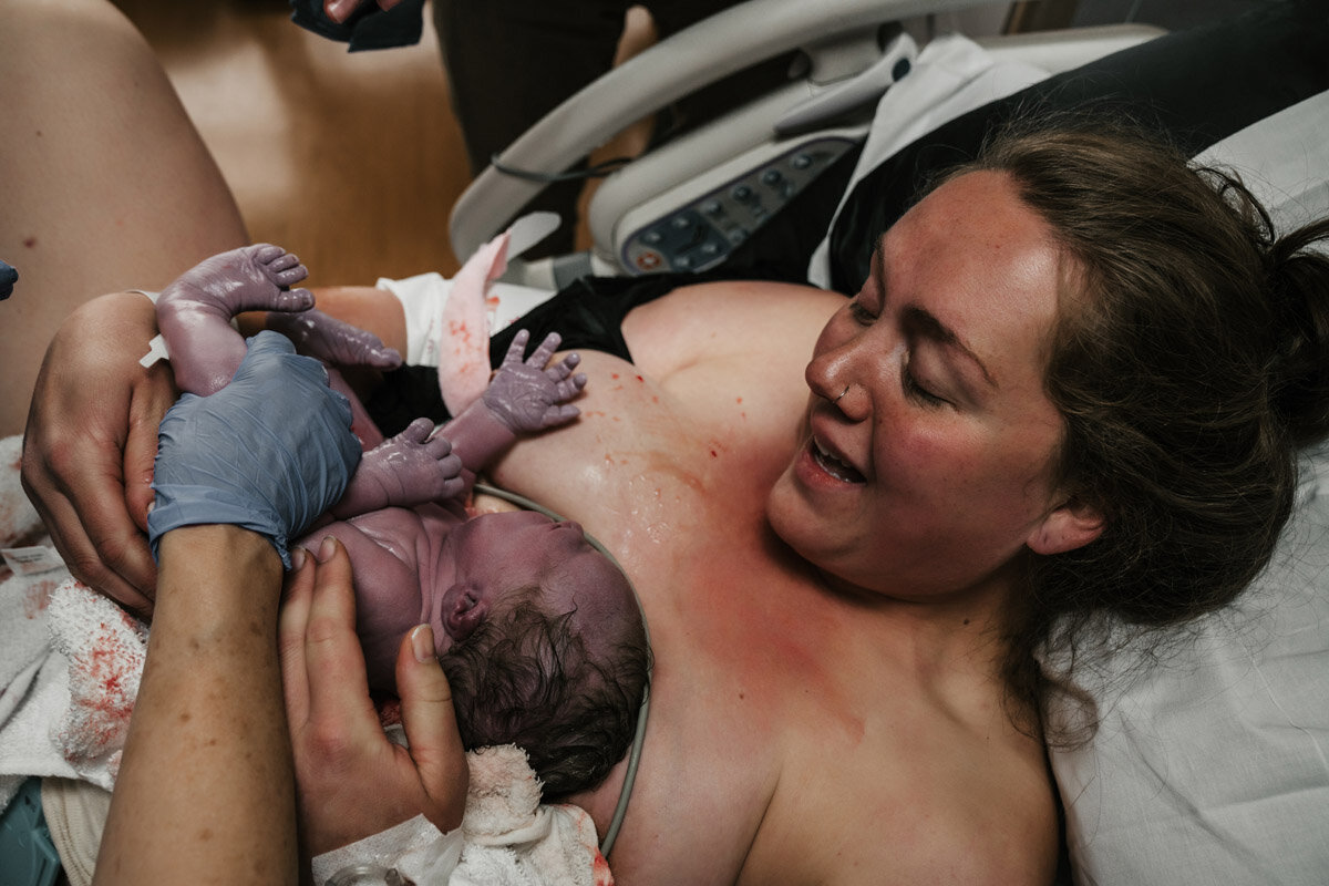 hospital-birth-photography-f-044