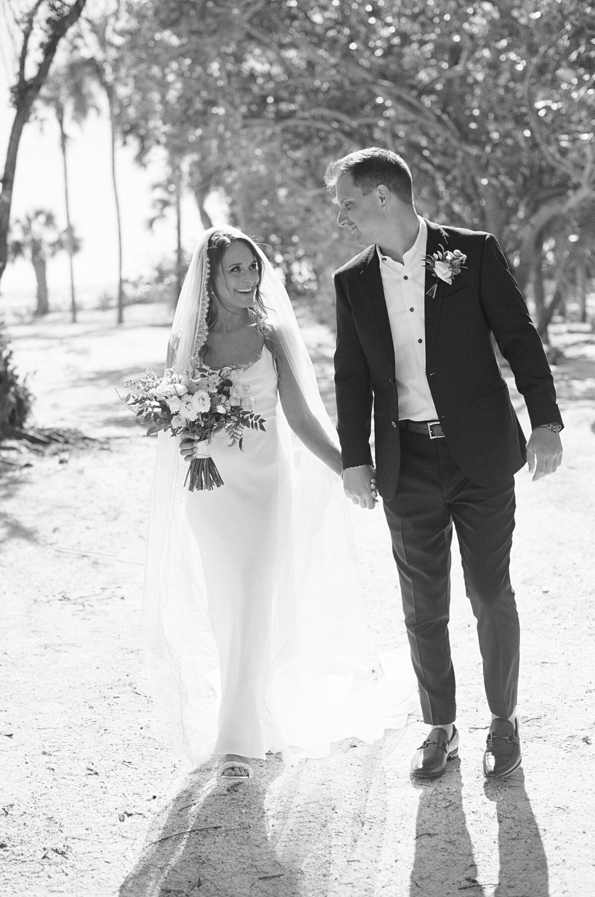 GloriaNateWeddingFilm-EverencePhotography--46