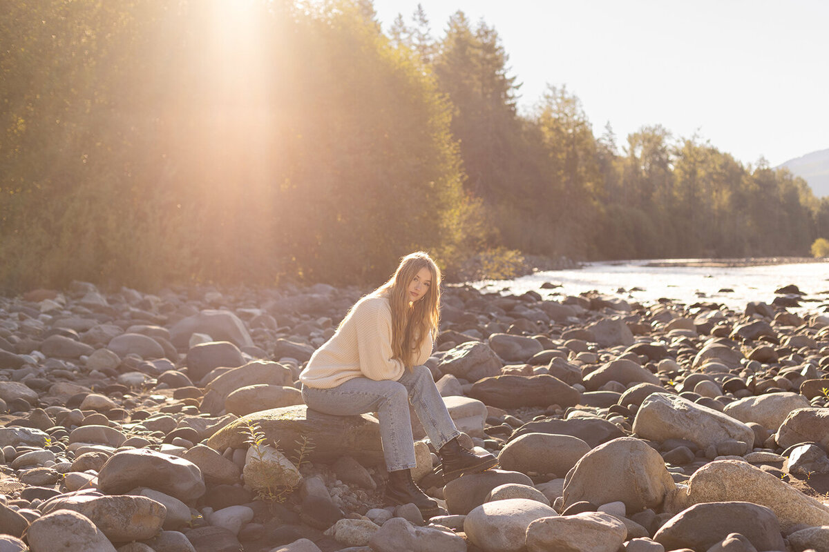 greenwatersunriseseniorgirl