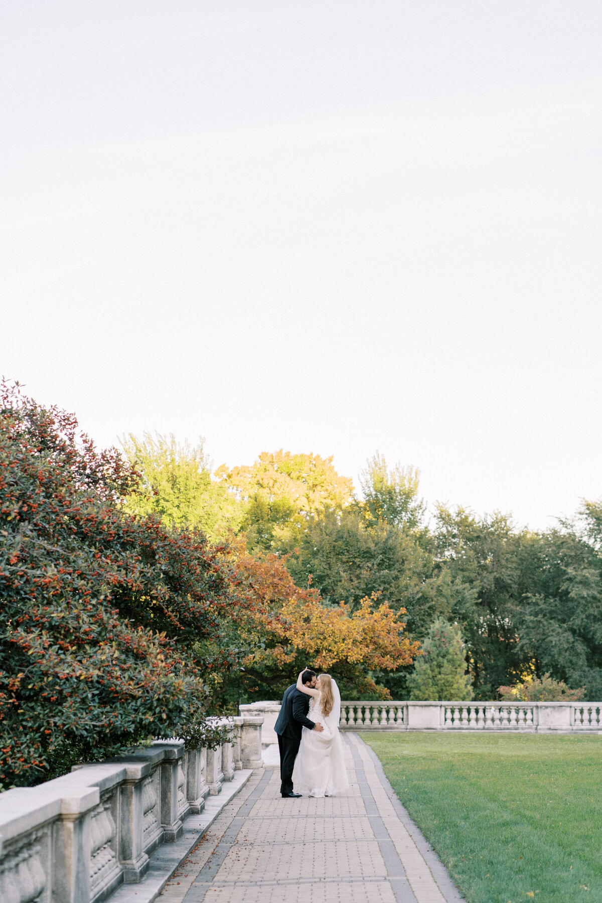 rempel-photography-chicago-old-post-office-wedding-photos-49