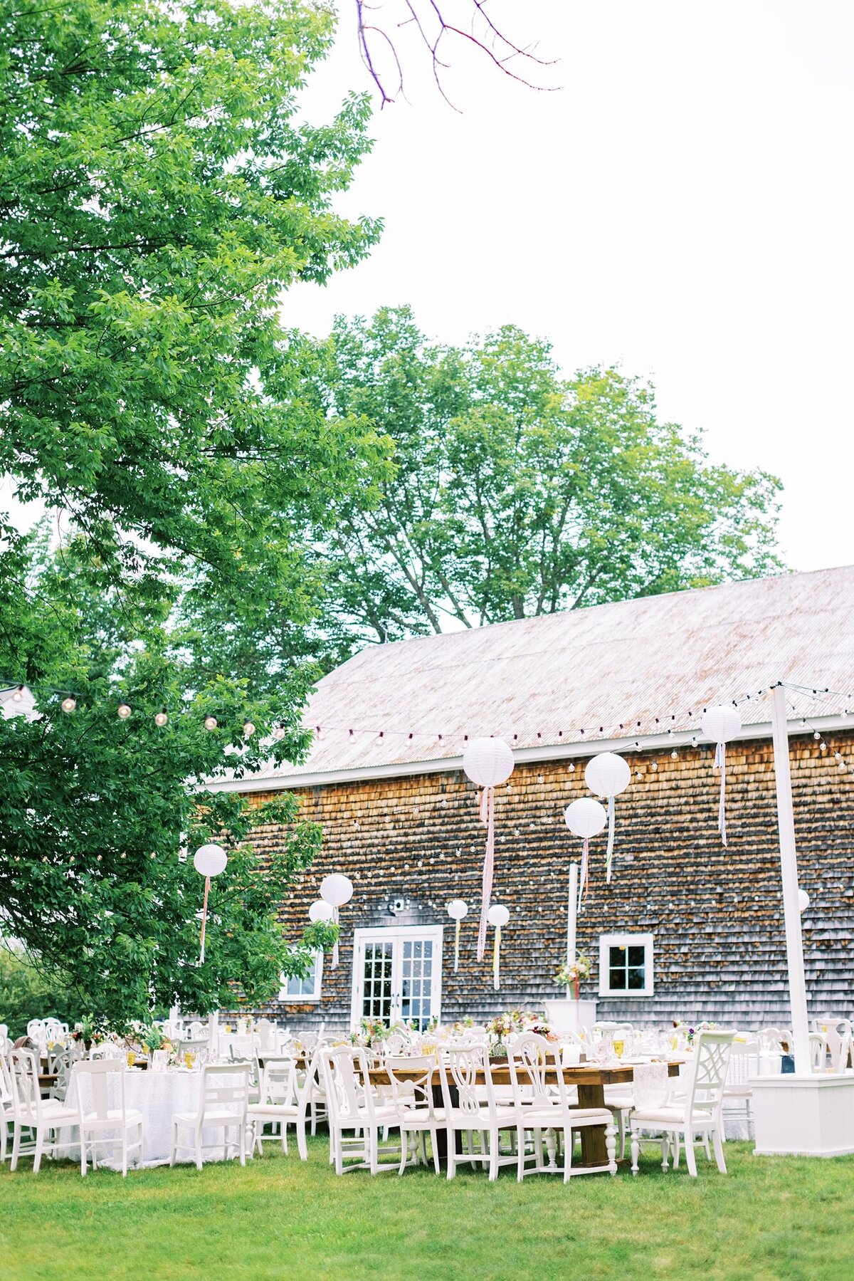 Cunningham-Farm-Boho-Colorful-Maine-Wedding-Photography_0073