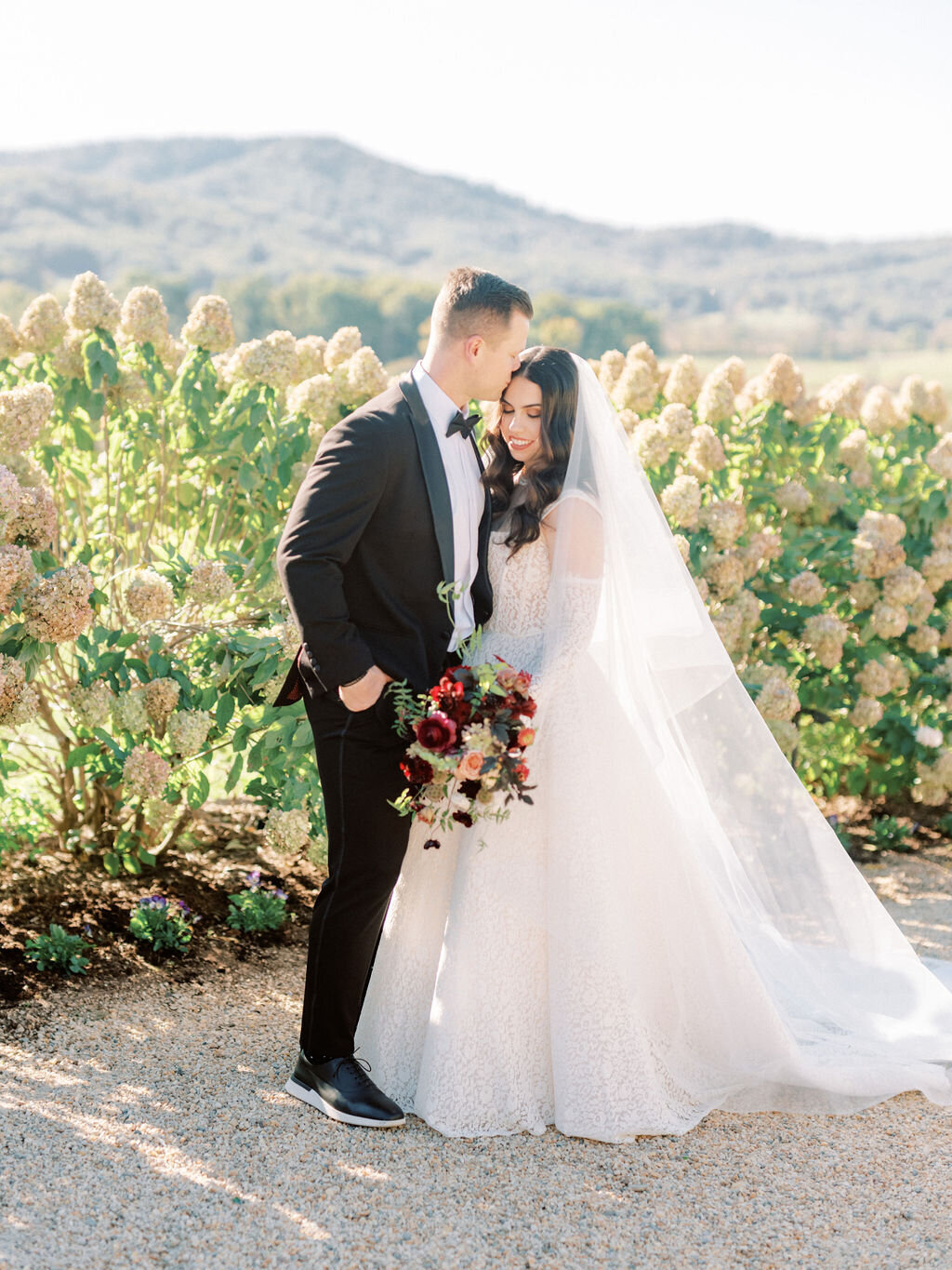 Jess&Christian_PippinHillWedding_SneakPeek-44