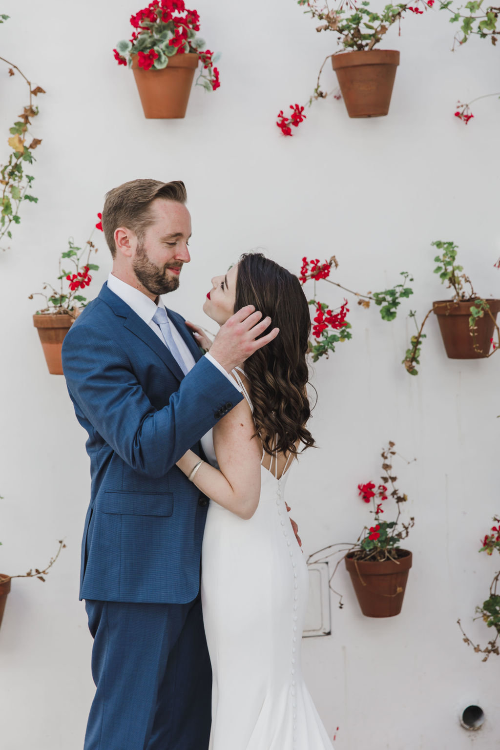 Beautiful wedding at Modern La Ventura for James and Daniela. Photography by Jessica Jaccarino.