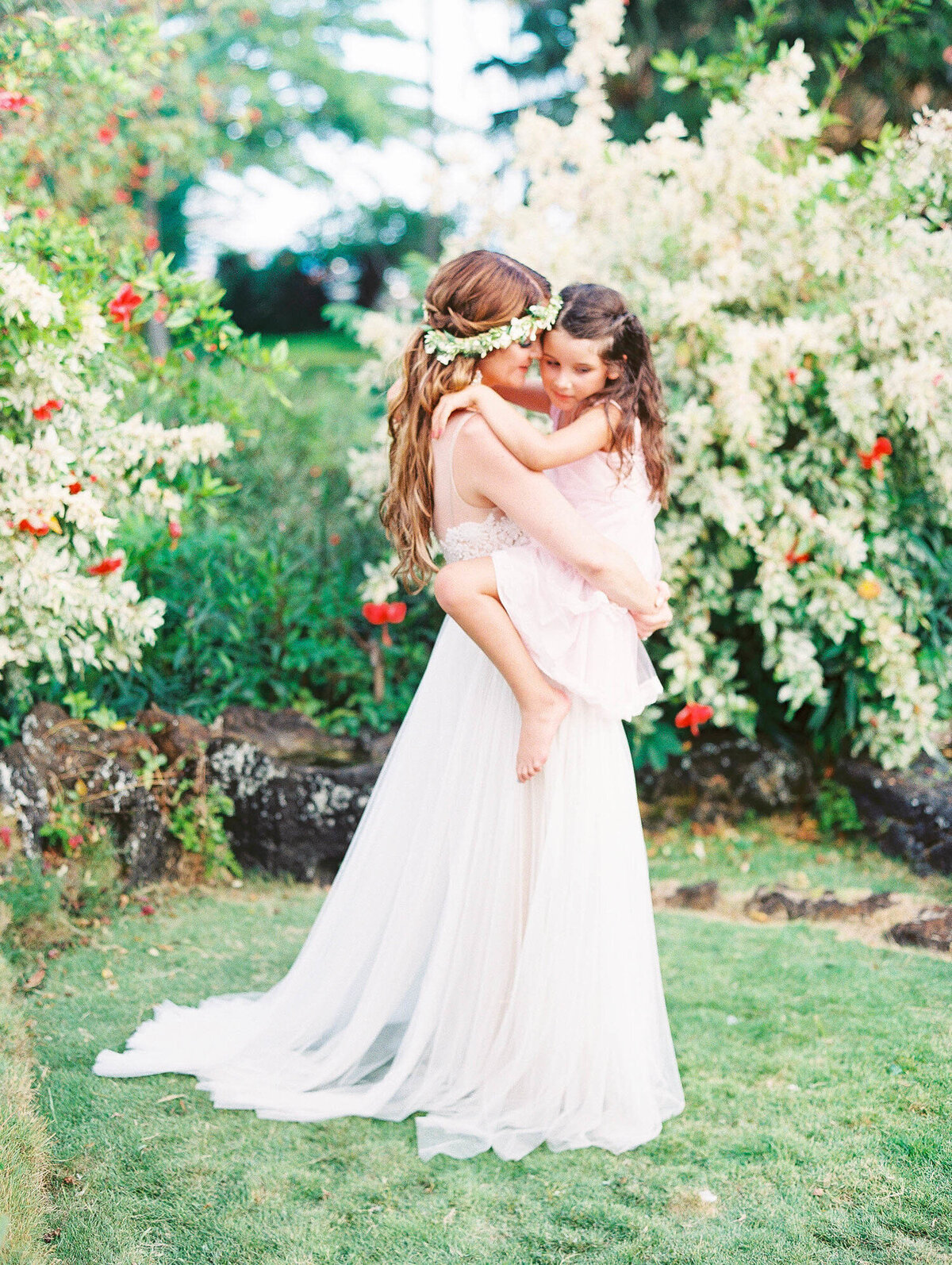 Pamela+Bradey | Hawaii Wedding & Lifestyle Photography | Ashley Goodwin Photography