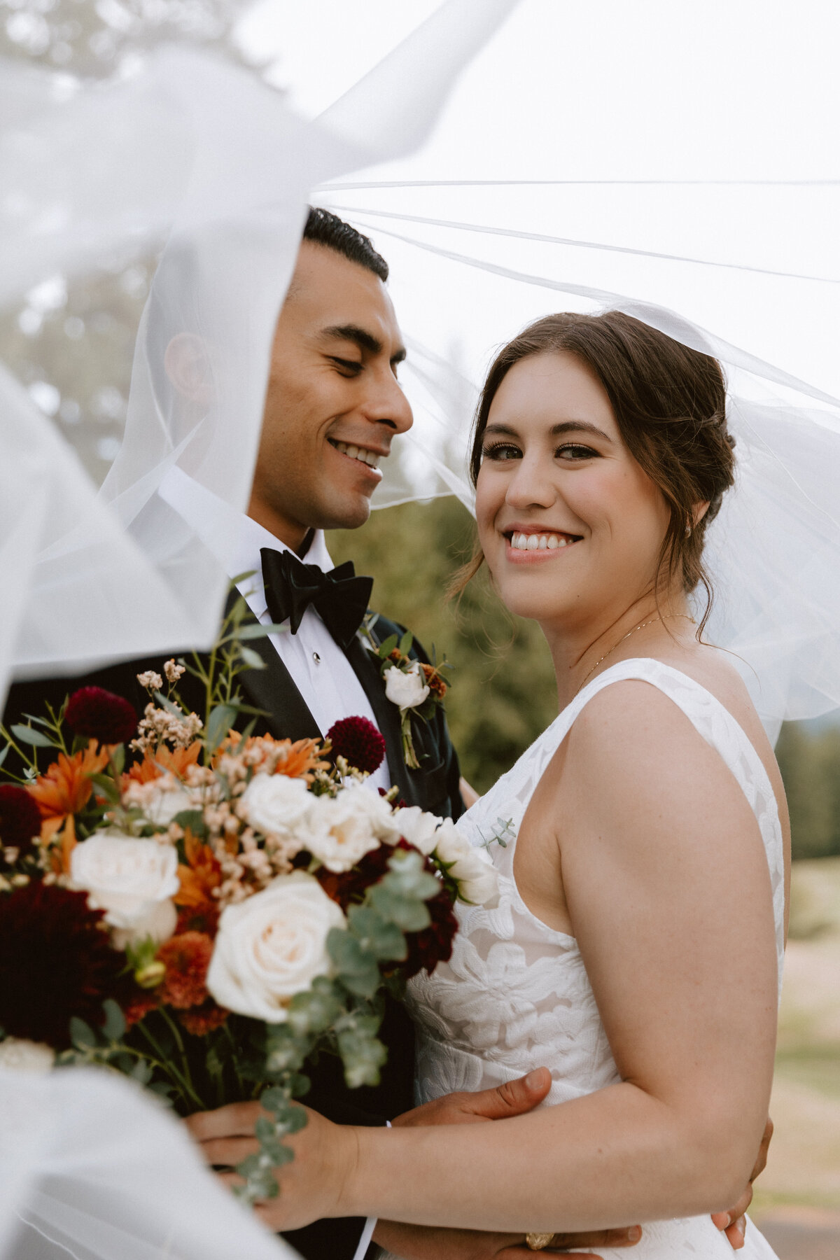 ElizabethMaguirePhoto-Skamania-Lodge-Wedding-20