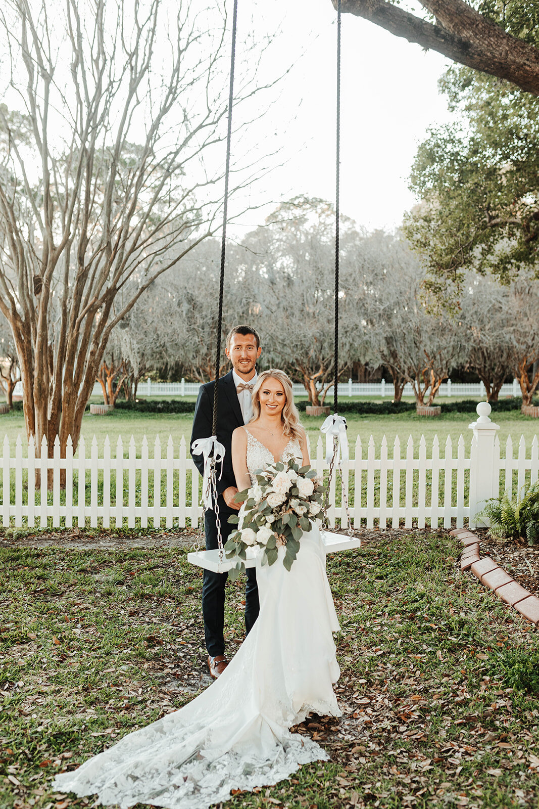ashley-izquierdo-palmetto-bed-and-breakfast-florida-elopement-chantilly-chic-celebrations-8