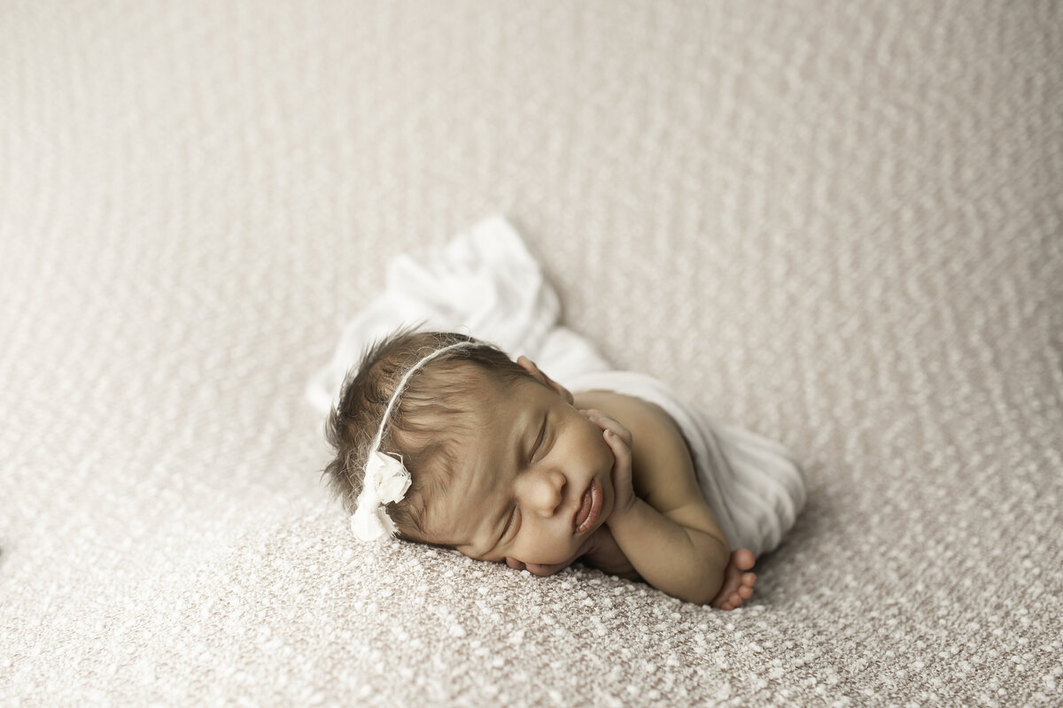 DFW-newborn-photographer-chunky-monkey-9