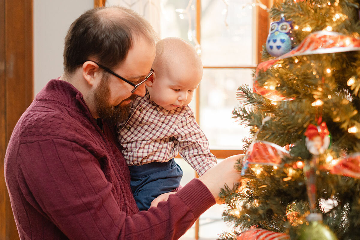 lkw-08-indoor-christmas-family-photos