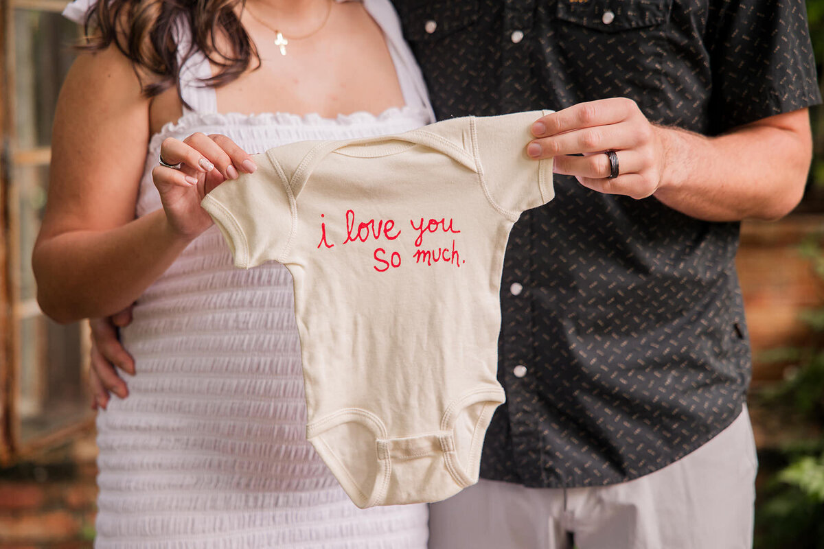sekrit.theater.greenhouse.austin.maternity.pregnancy.photos.3