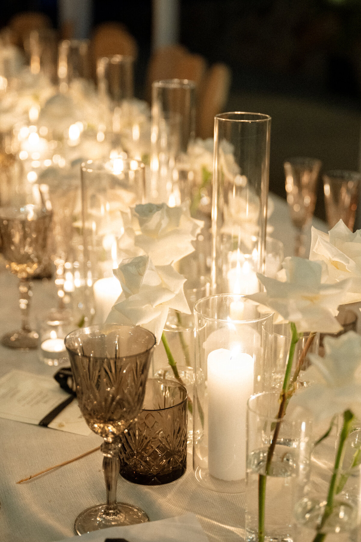 candle-lit-table-with-florals