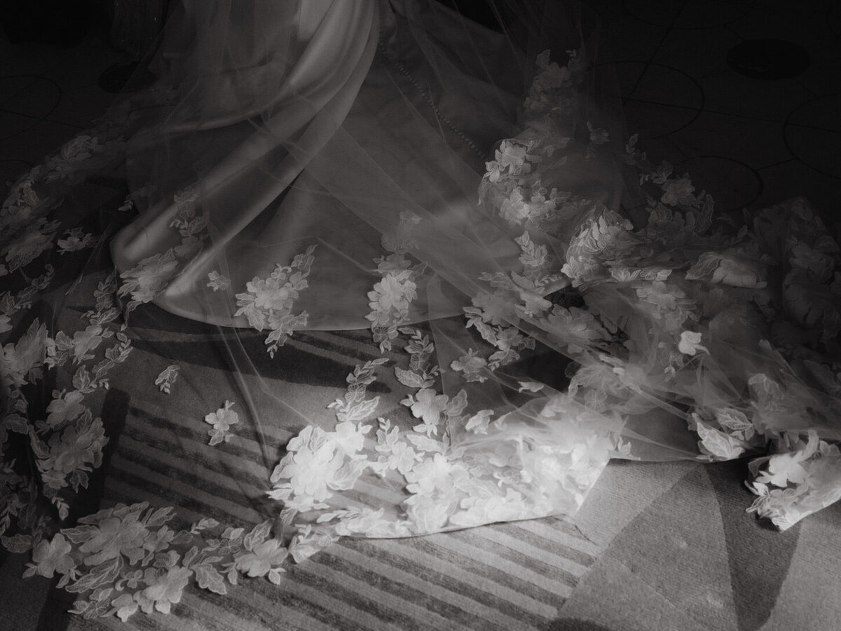 caruso-belmond-hotel-amalfi-coast-ravello-wedding-21-black-white-veil-hand-jenny-fu-studio