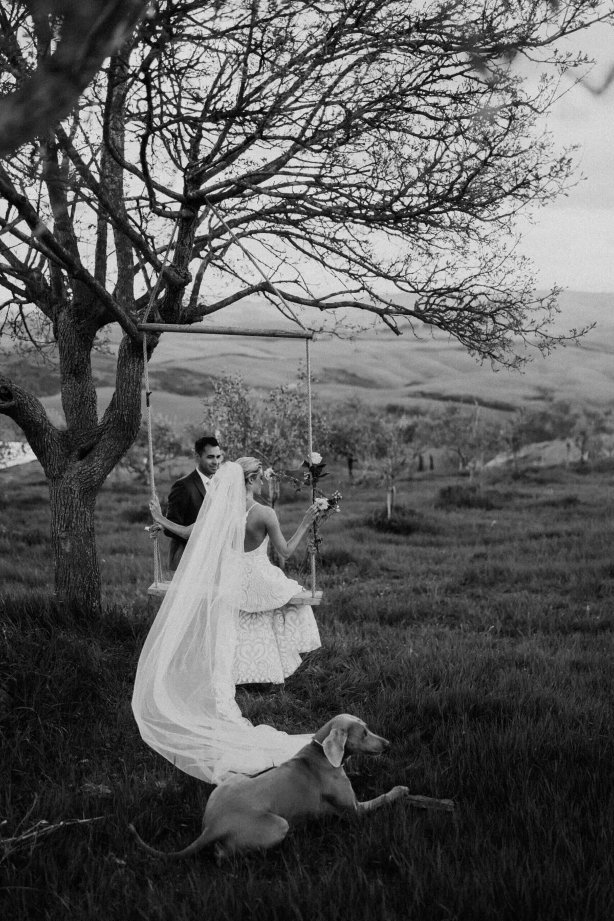 exclusive intimate wedding in tuscany