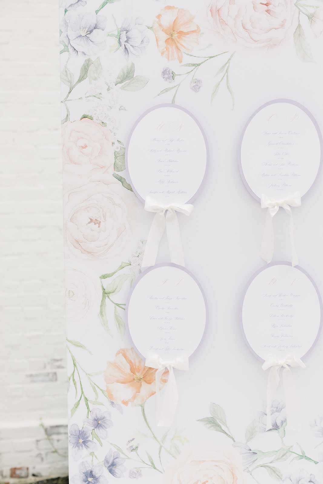 romantic-seating-display-paris-floral