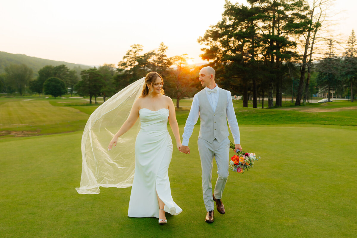 the-wenthworth-inn-wedding-jackson-nh-carlystorro-8