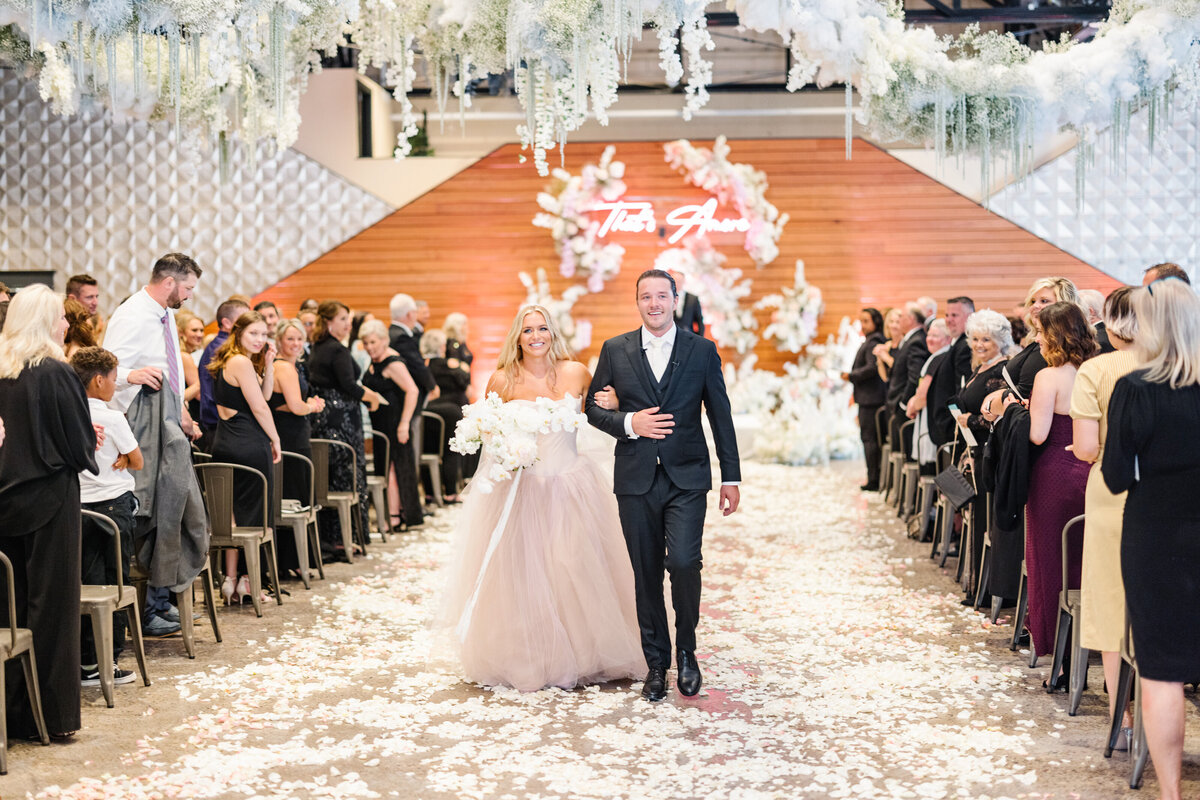 37 Quincy-Hall-Minneapolis-Luxury-Wedding-MN-Bride-Style-Architects