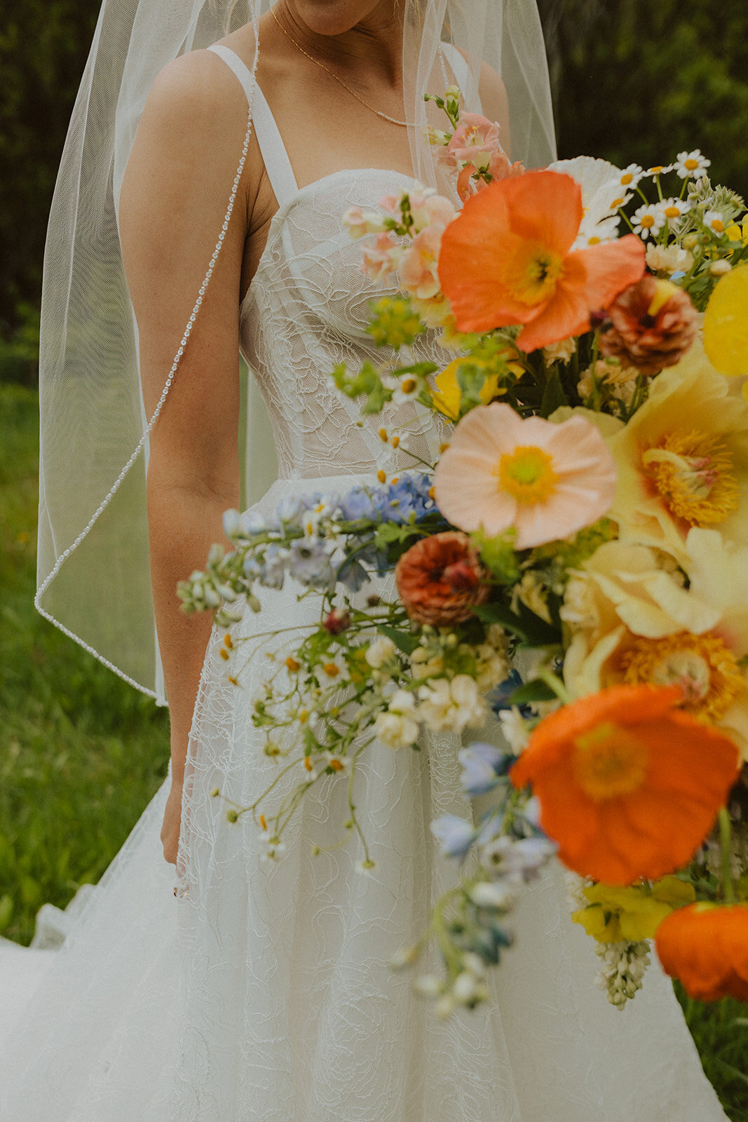 trail-creek-cabin-colorful-spring-wedding-greer-sneaks-100