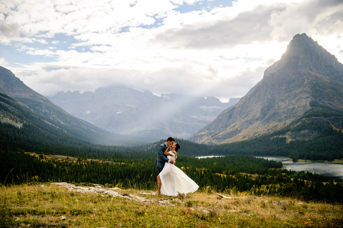 Glacier-park-elopement-montana-wedding-engagement-proposal-photographer-planning028