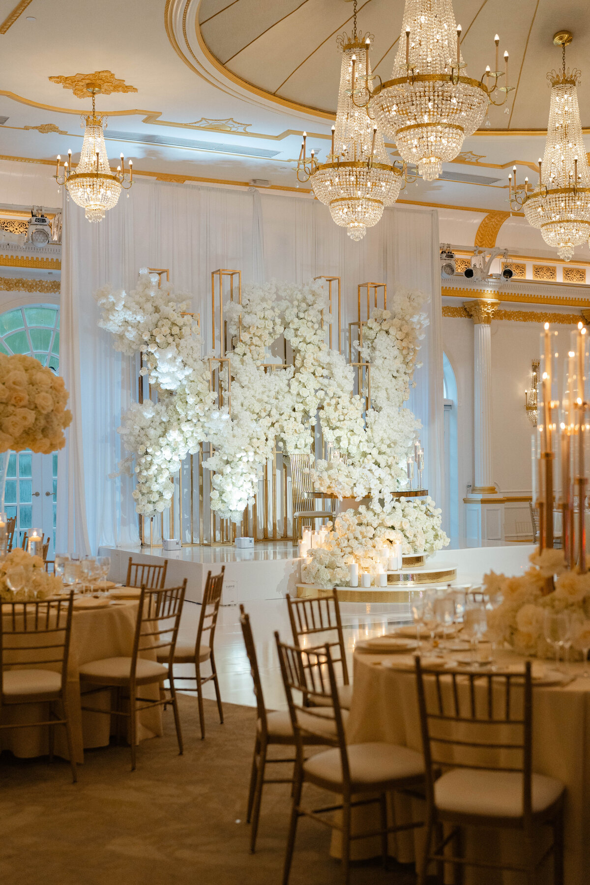 Premier-Events-Crystal-Plaza-21