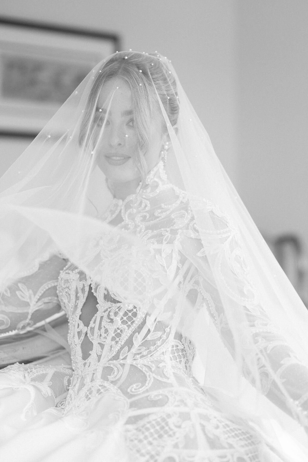 lace-wedding-dress-with-veil