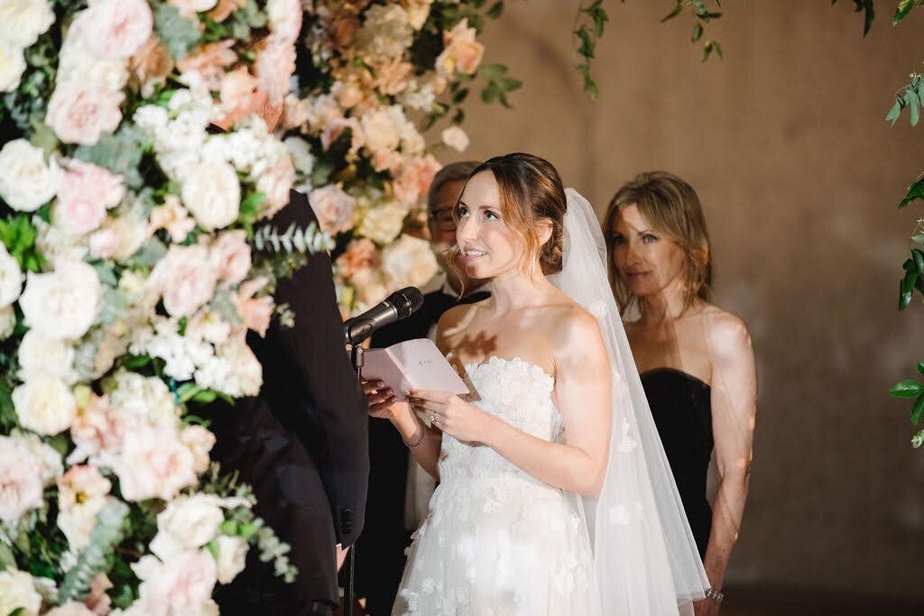 Carly-and-Gabe-Philadelphia-wedding-Barnes-Foundation15