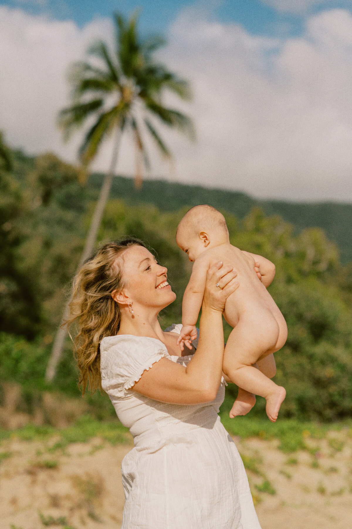 ellis-beach-sunrise-family-engagement-shoot-219