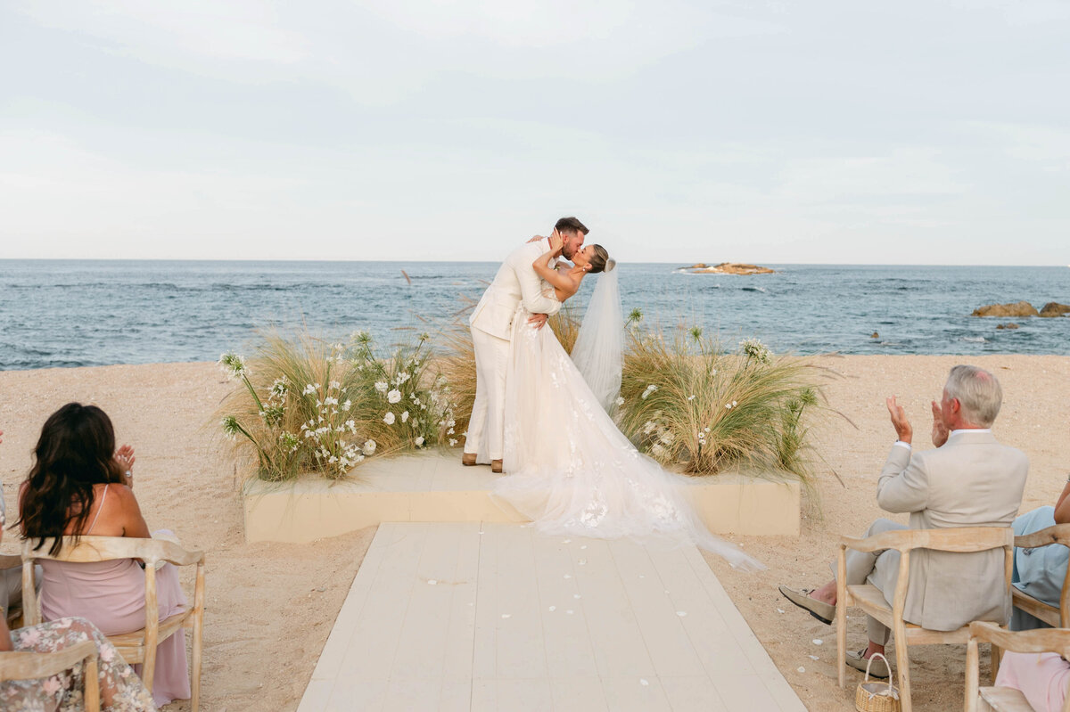 515-Chileno-Bay-Resort-LosCabos-Mexico-Summer-Kyle-Allen-Wedding-49