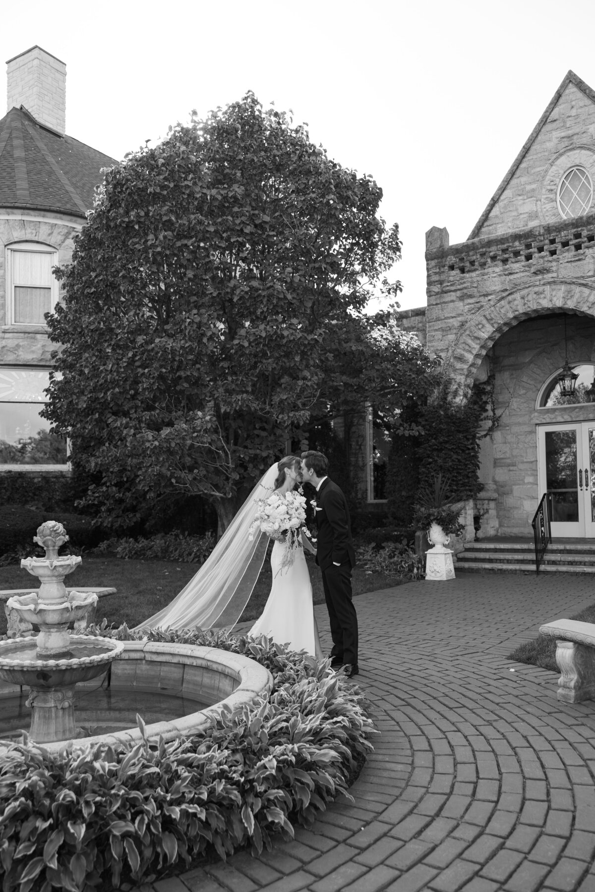 Abigail Anne Photography Storytelling Wedding Photographer in Colorado and Chicago — Wedding Photo 91