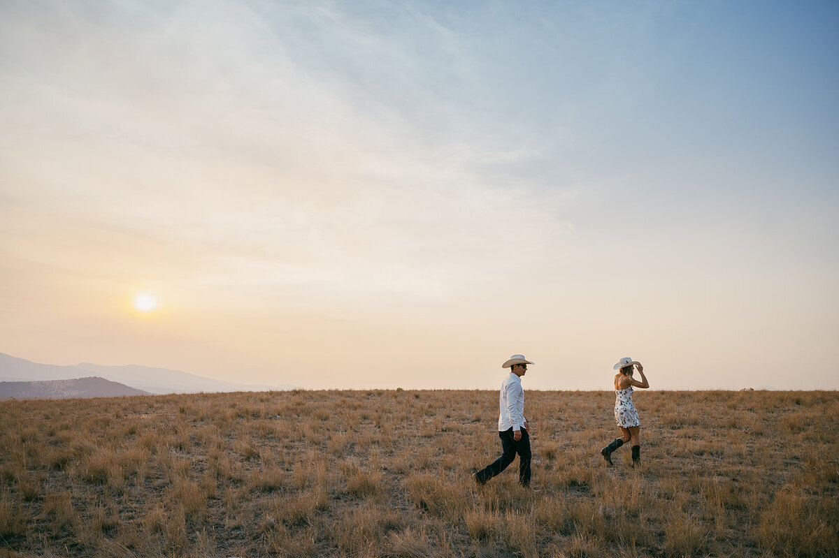 presley-gray-photo-rustic-western-montana-wedding-2432